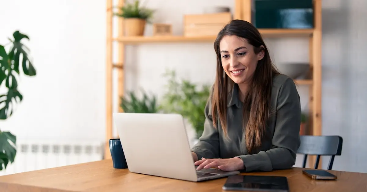 velocidad de fibra óptica para teletrabajo y streaming: cómo elegir el plan correcto