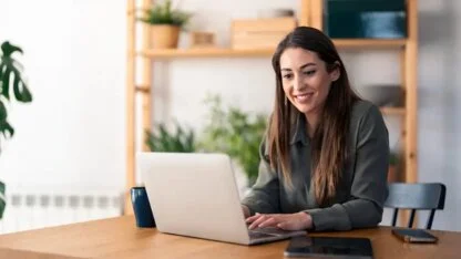 velocidad de fibra óptica para teletrabajo y streaming: cómo elegir el plan correcto