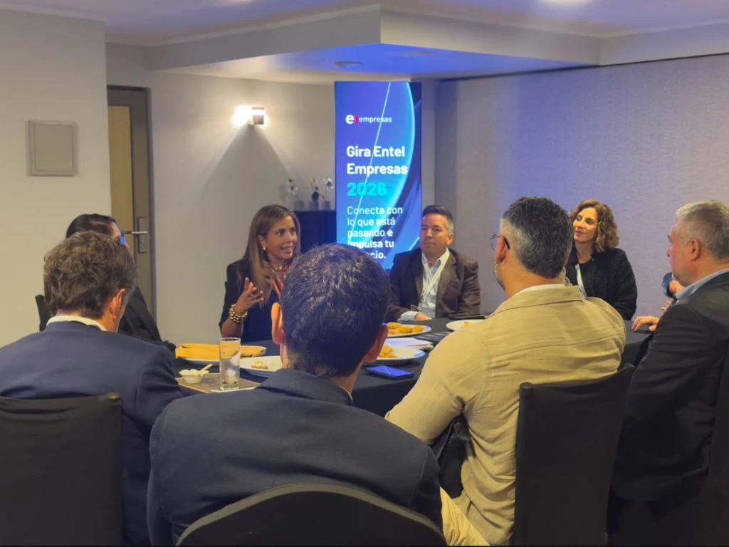 Pymes de Iquique participaron en la Gira Entel Empresas 2026 y accedieron a asesorías exclusivas con expertos para impulsar el crecimiento de su negocio.