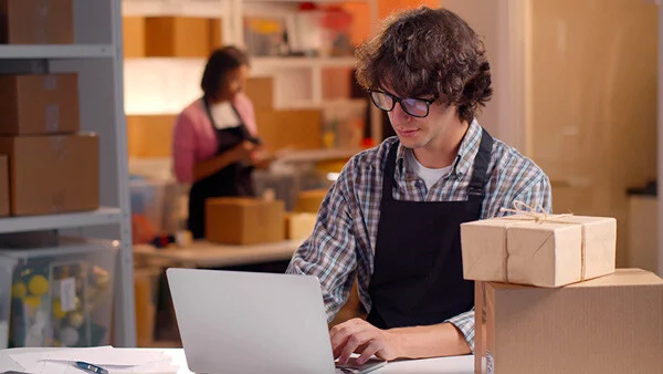 Plan Community Manager Pro